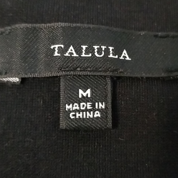 NWOT Talula (Aritzia) Black crop top - Picture 3 of 7
